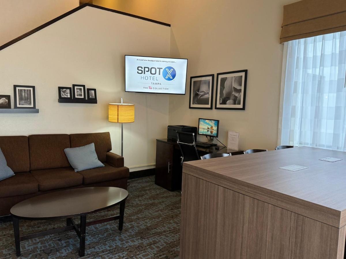 Spot X Hotel Tampa - Wesley Chapel By The Red Collection Exterior foto