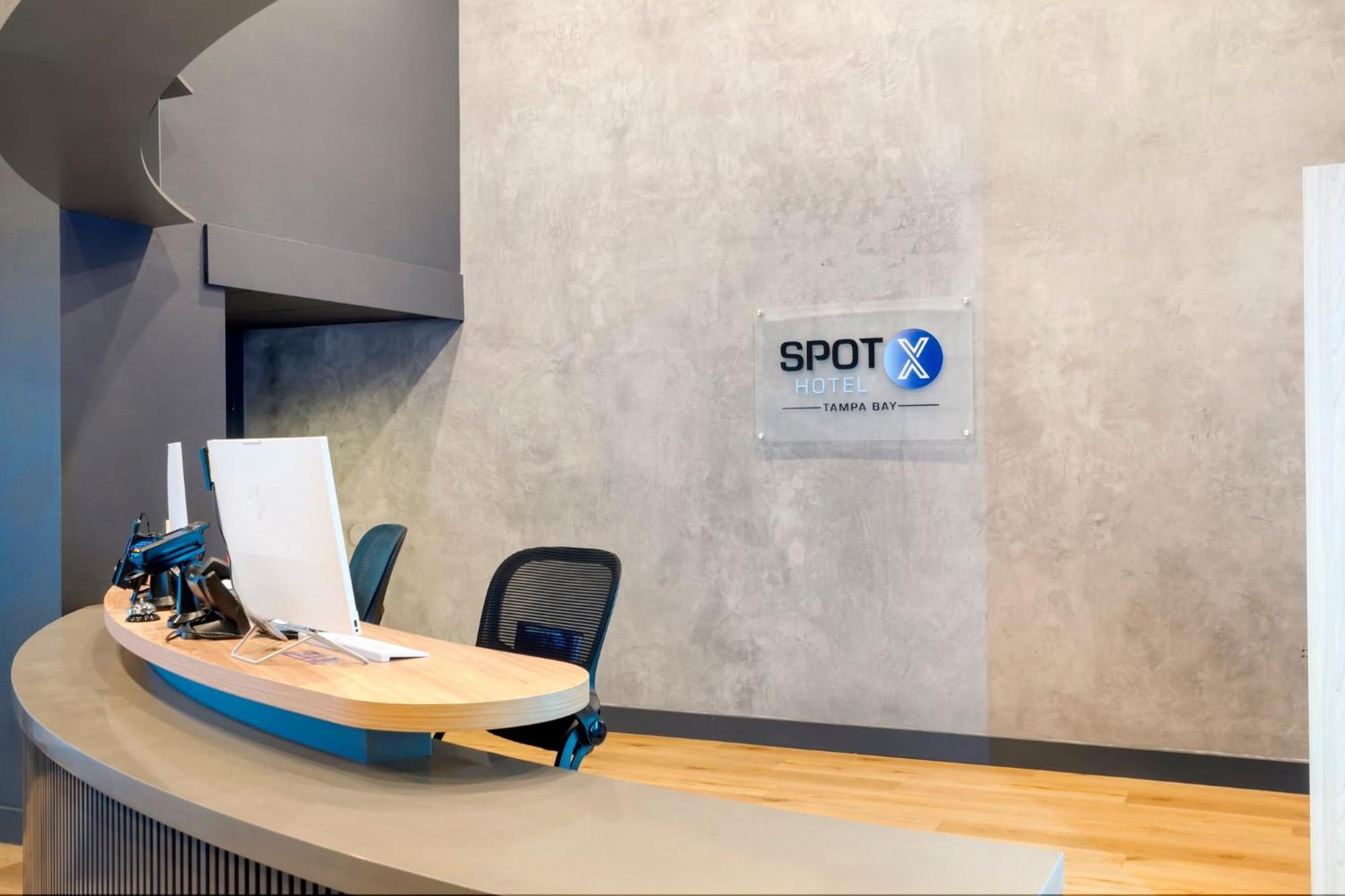 Spot X Hotel Tampa - Wesley Chapel By The Red Collection Exterior foto